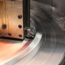 Vertical Lathe Turning